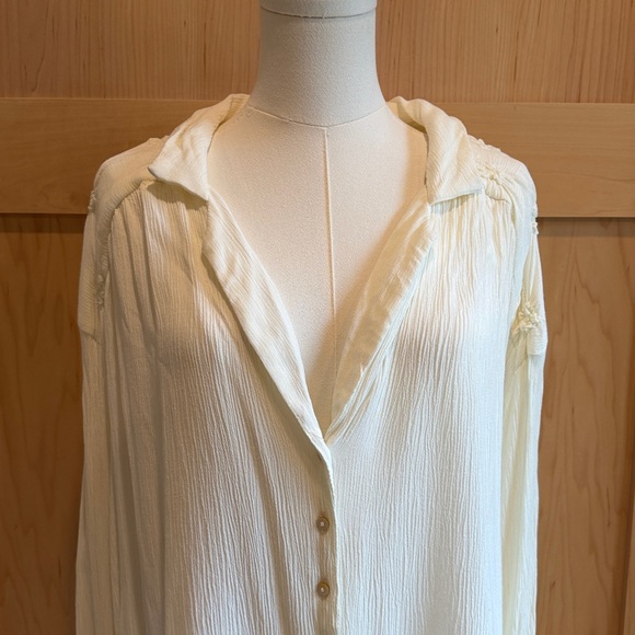 Free People Olivia Blouse | Cream Textured Button Down | Romantic | Size S - Picture 3 of 7